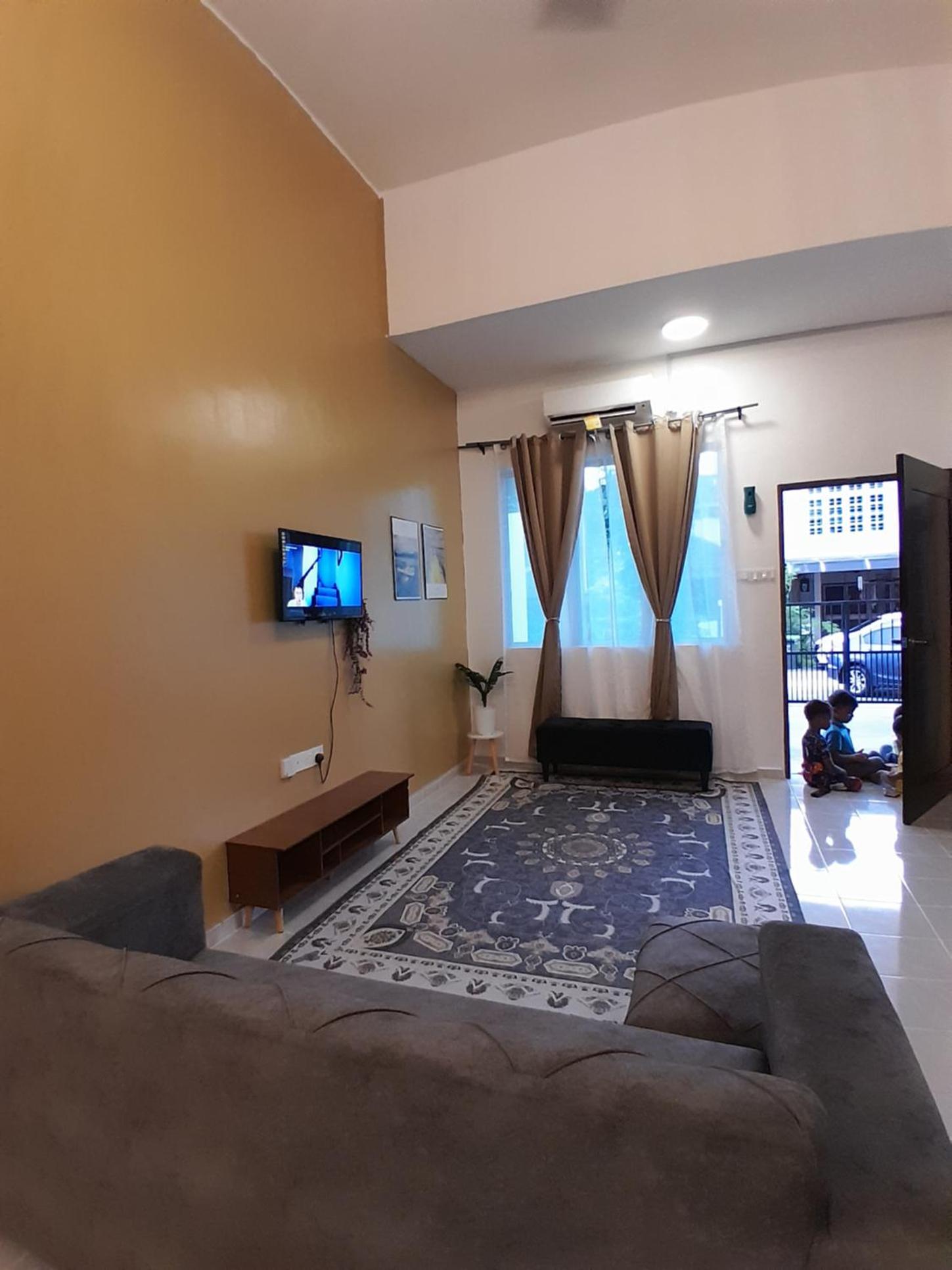 Khayla Homestay