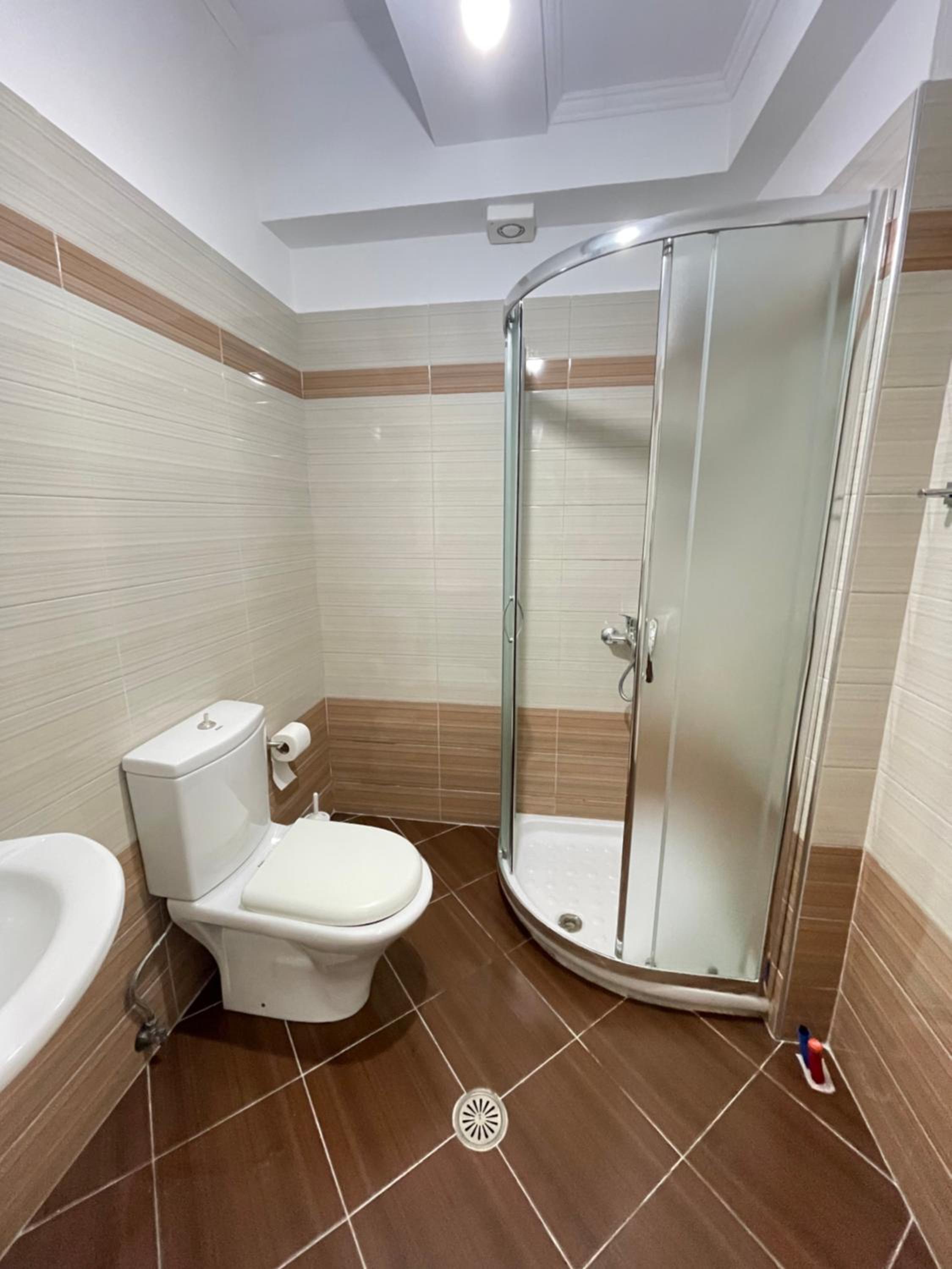 Rei Apartments
