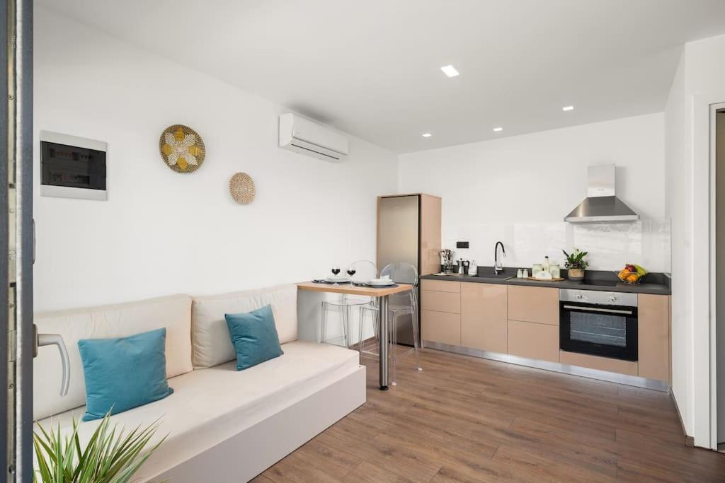 Nieva Apartment 1