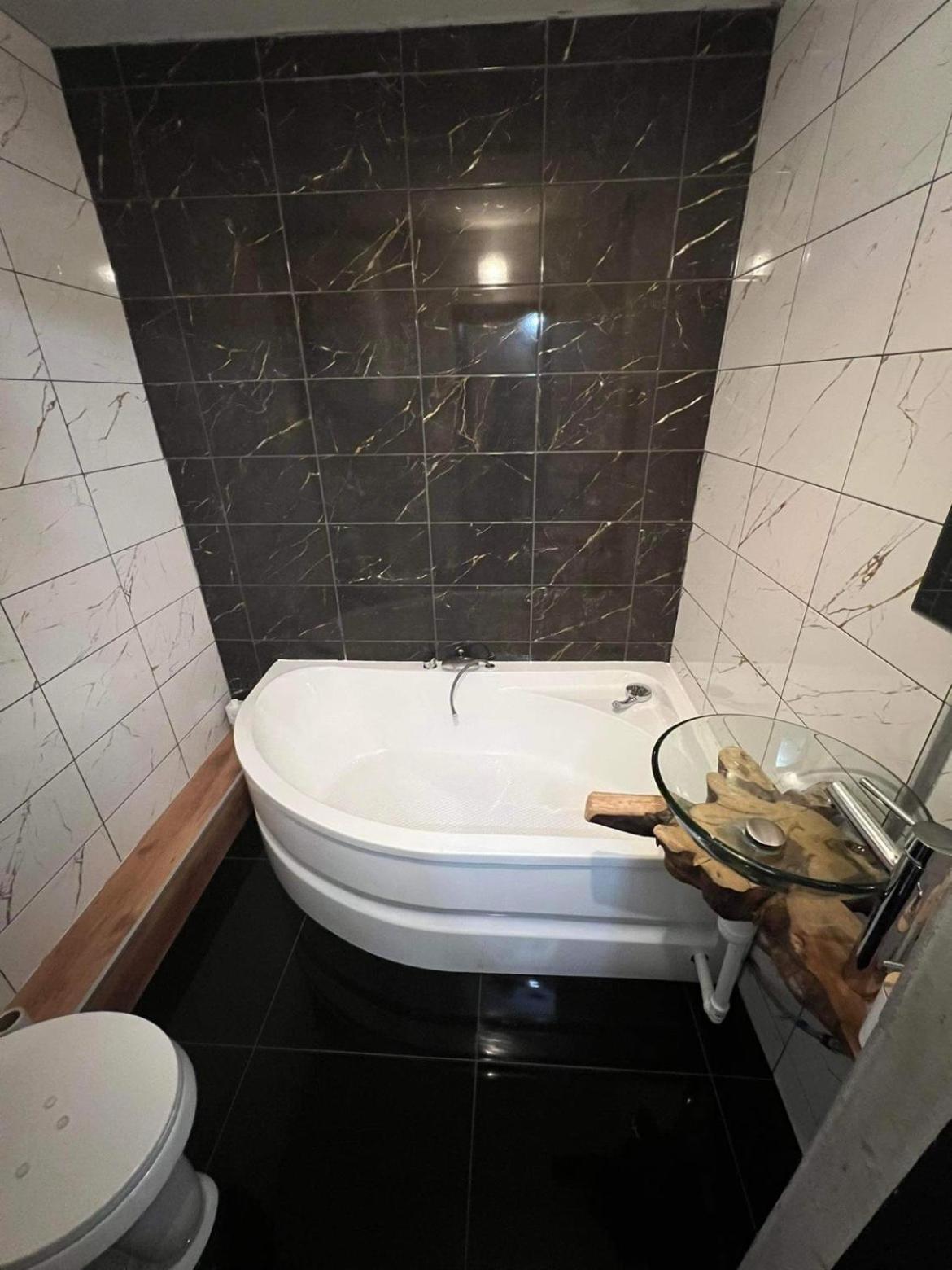 Basic Apartment