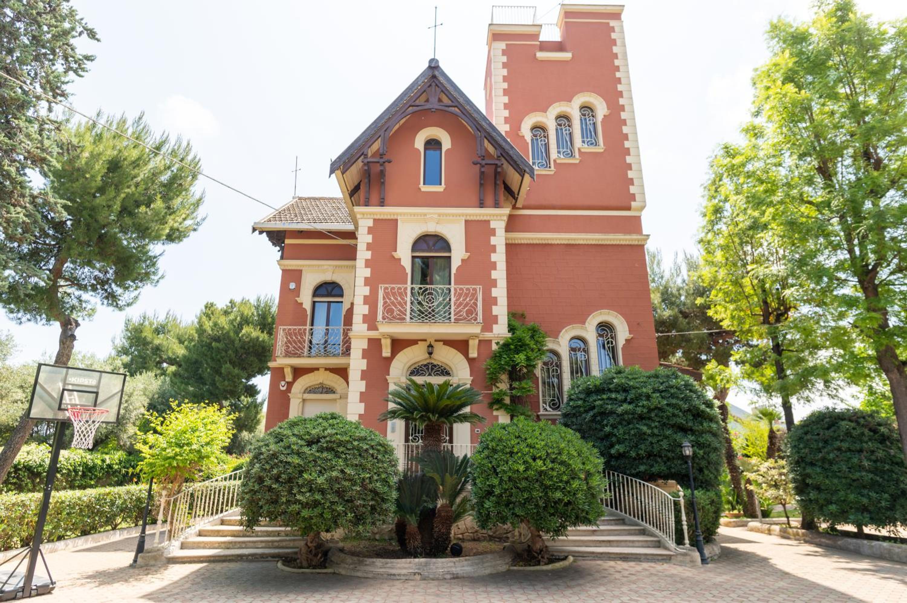 Hotel Villa Luisa - Image 1