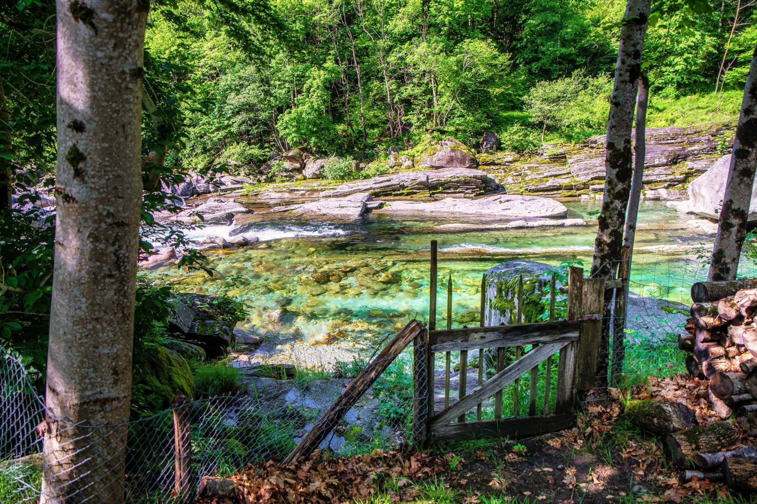 Casa al Fiume by Quokka 360 - House by the River in the Verzasca Valley