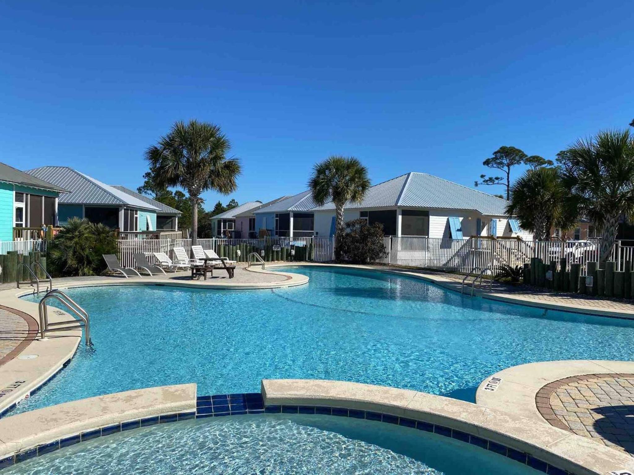 6033 Rookey 3 Salty Lil Beach House view 3