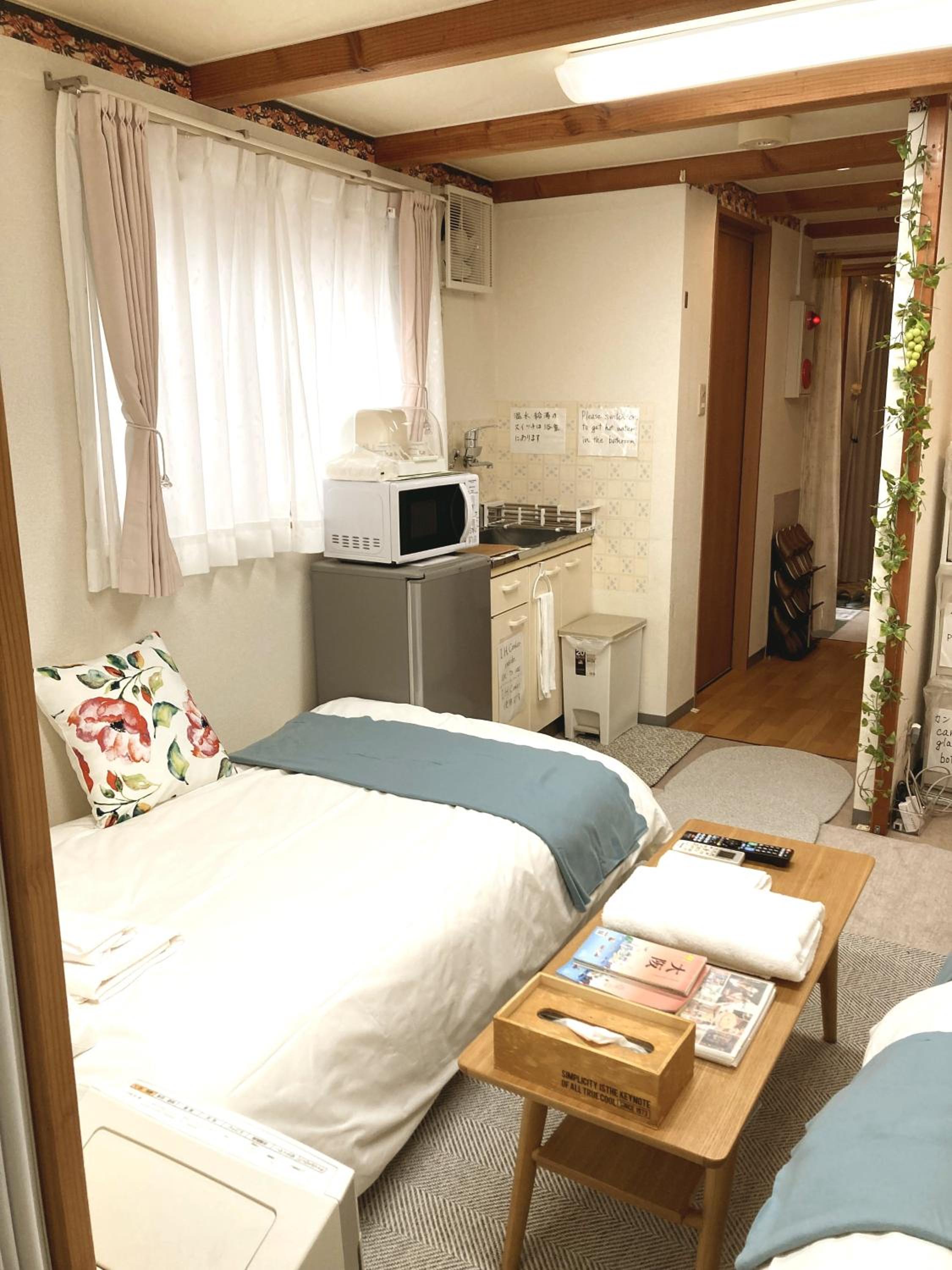 The Familiar Inn ー 2 min walk to subway, 5 min to Namba Station