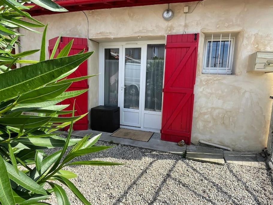 Coquillages et crustacés, Netflix baignoire îlot chez Ivona Vacances