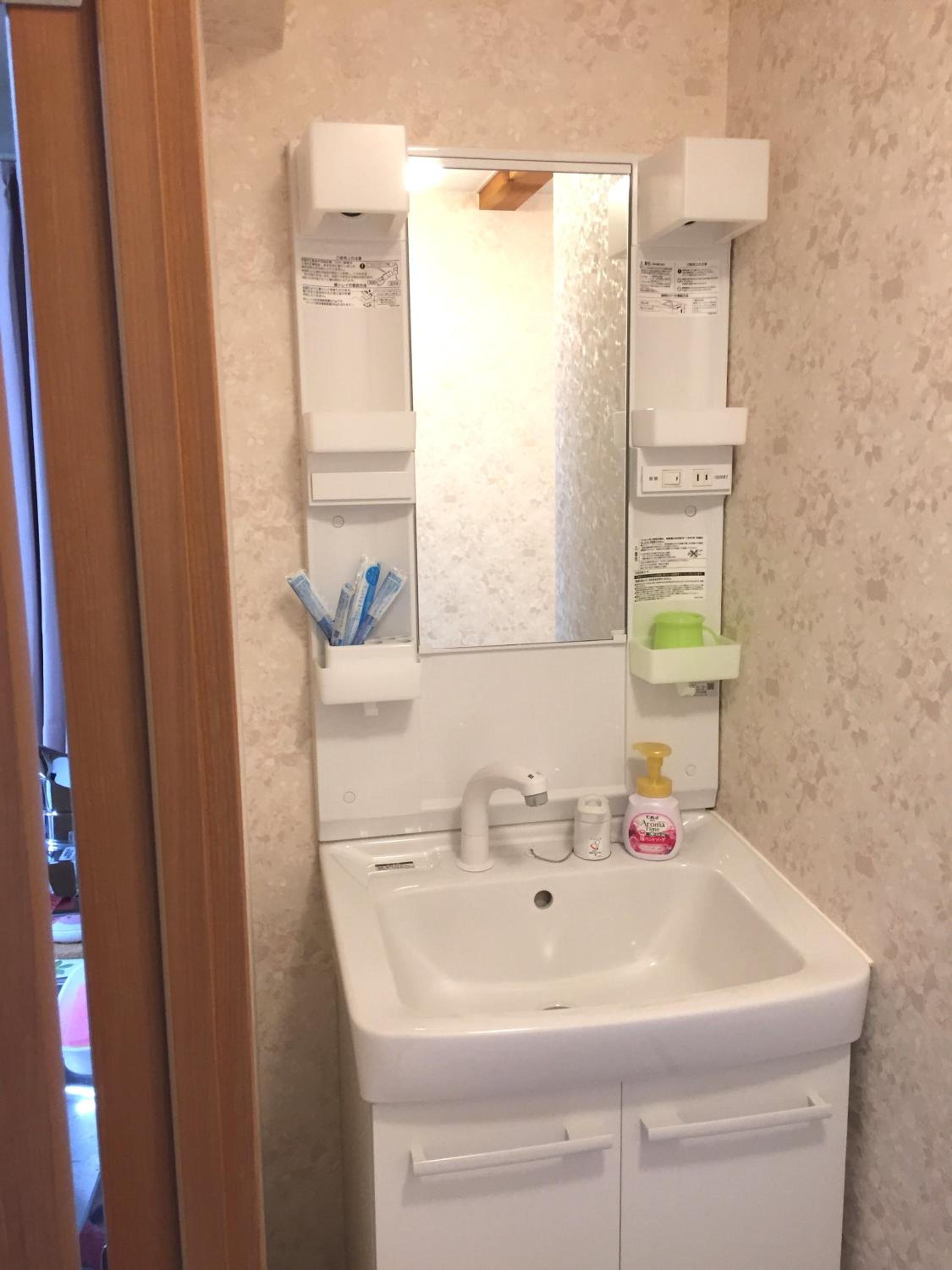 The Familiar Inn ー 2 min walk to subway, 5 min to Namba Station