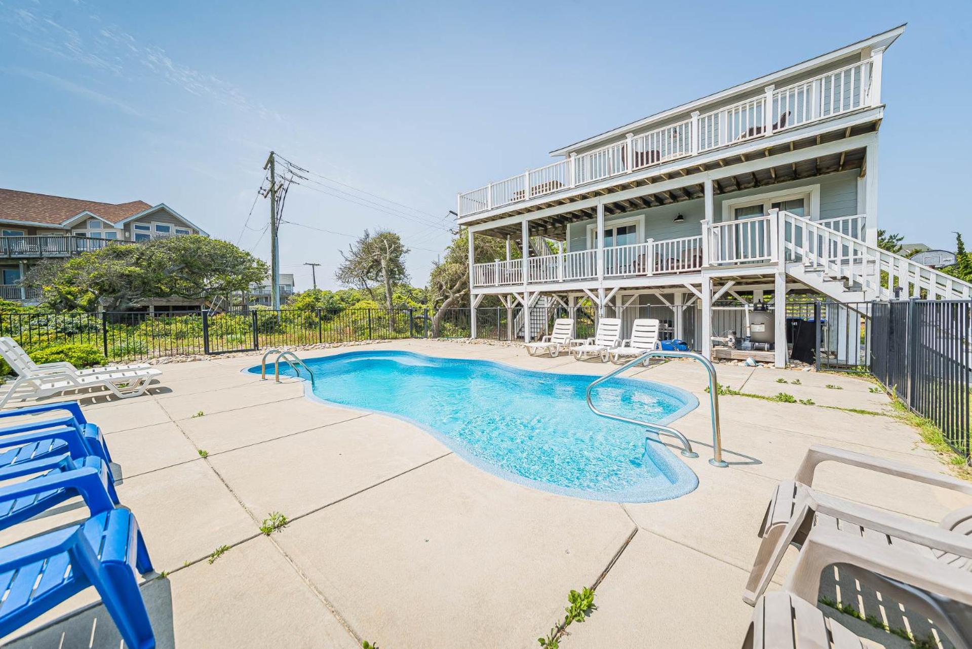 Arcadia - Duck, Caffey's Inlet, Ocean Views, 50 Yards to Beach, Pool, Pets OK, Cul-de-sac Location
