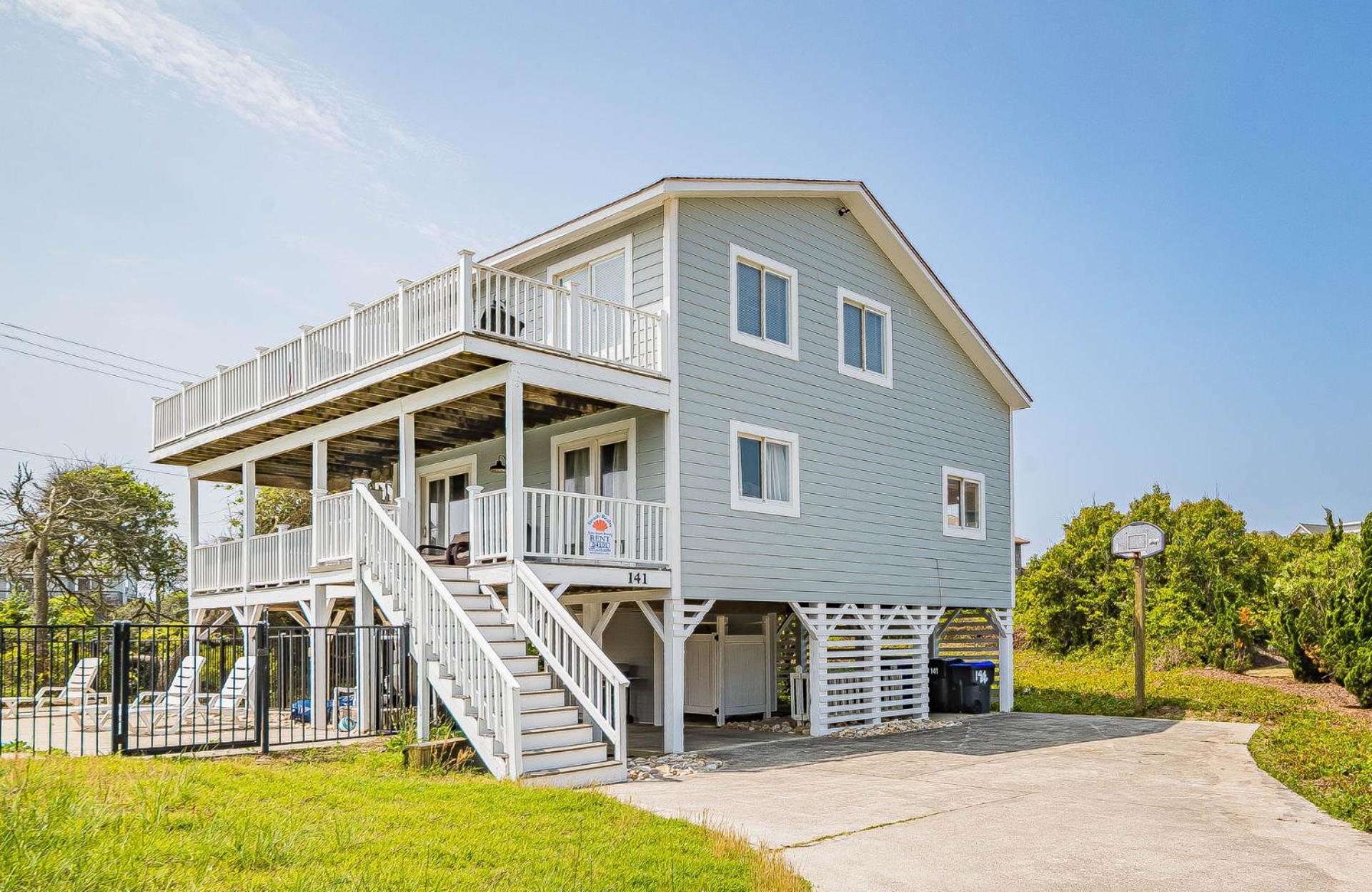 Arcadia - Duck, Caffey's Inlet, Ocean Views, 50 Yards to Beach, Pool, Pets OK, Cul-de-sac Location