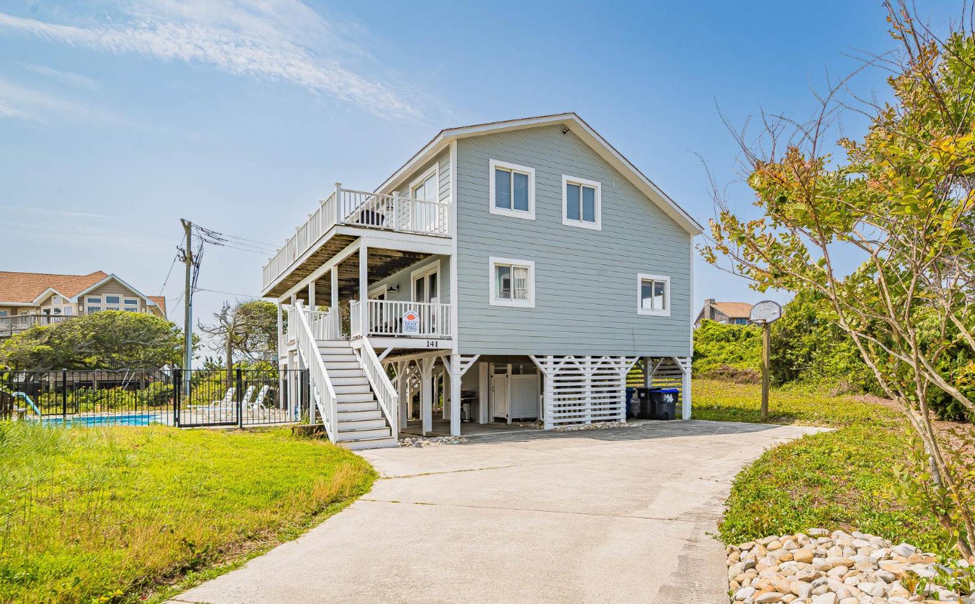 Arcadia - Duck, Caffey's Inlet, Ocean Views, 50 Yards to Beach, Pool, Pets OK, Cul-de-sac Location