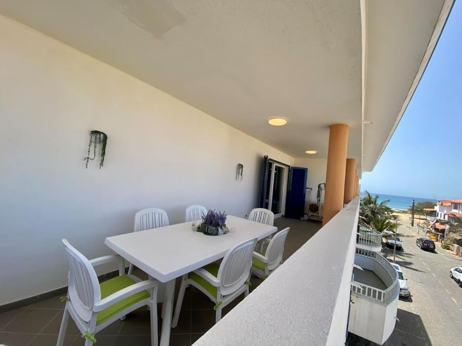 Leme Bedje Two bedroom - By Bobbywashere