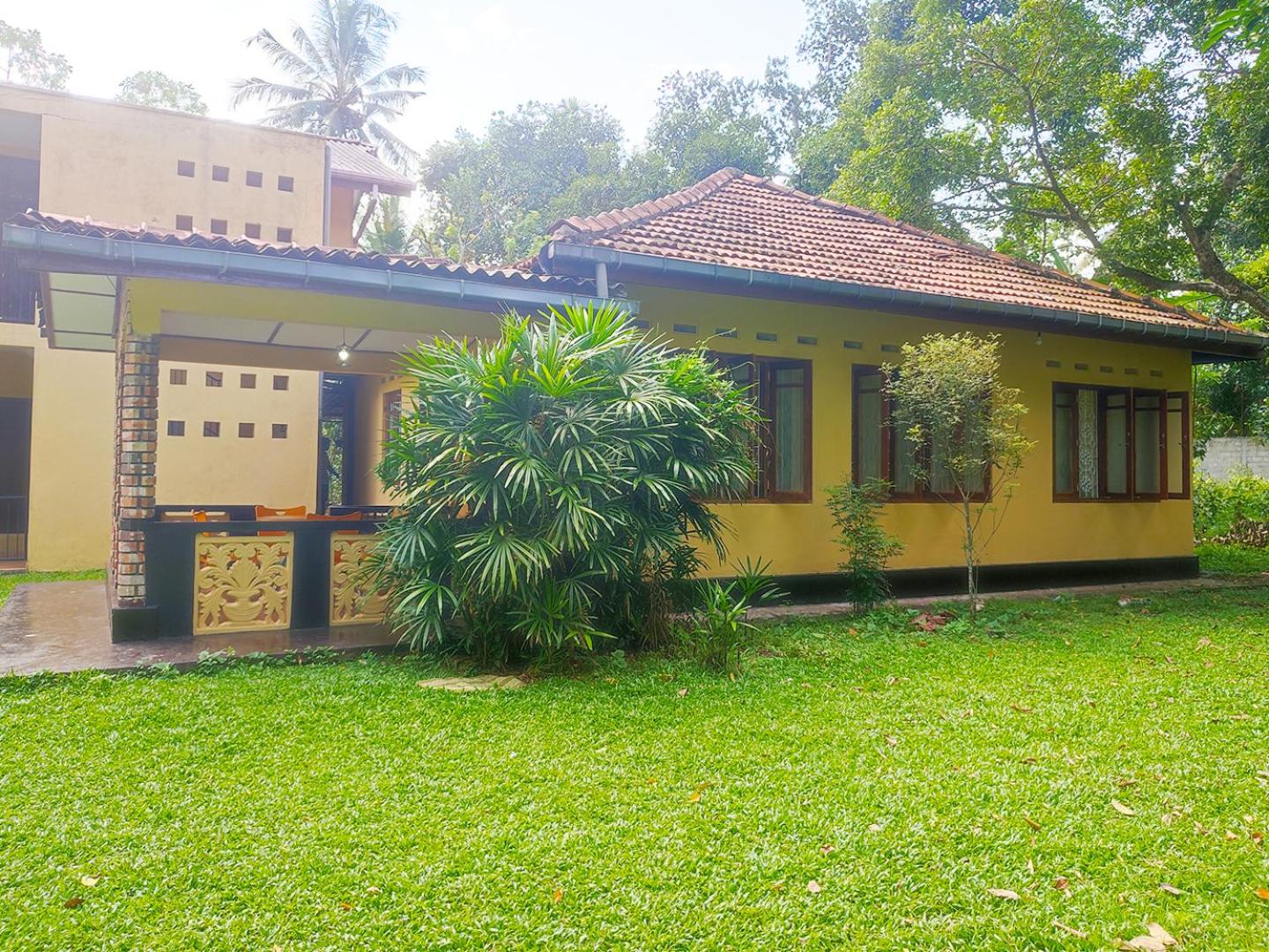 Cinnamon Villa
