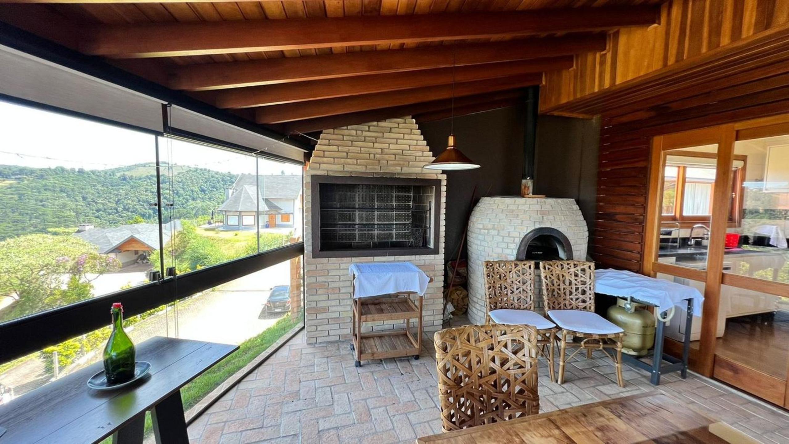 Maravilhosa casa em Campos do Jordão