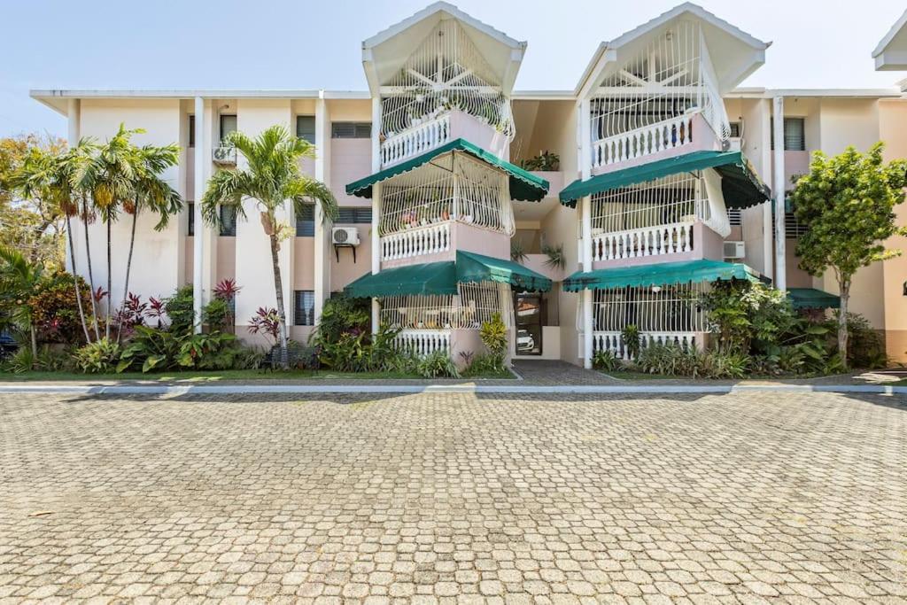 Bright & Modern Apartment in Puerto Plata, Secure, and Central!