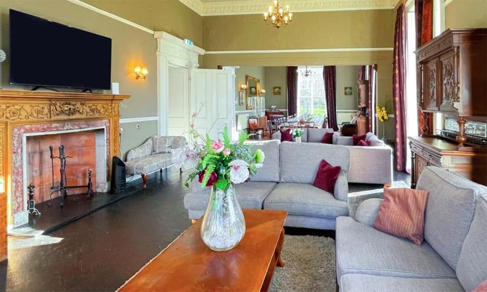 Kirkhill Mansion House view 3
