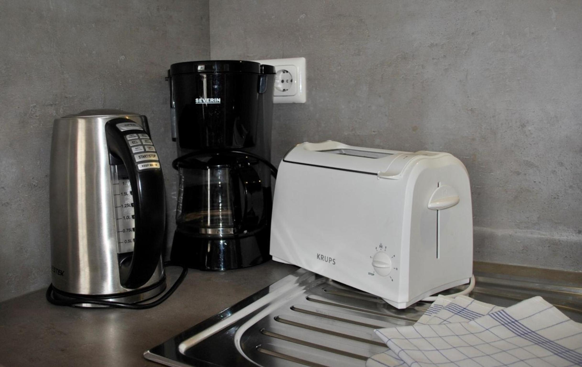 Apartment 6
