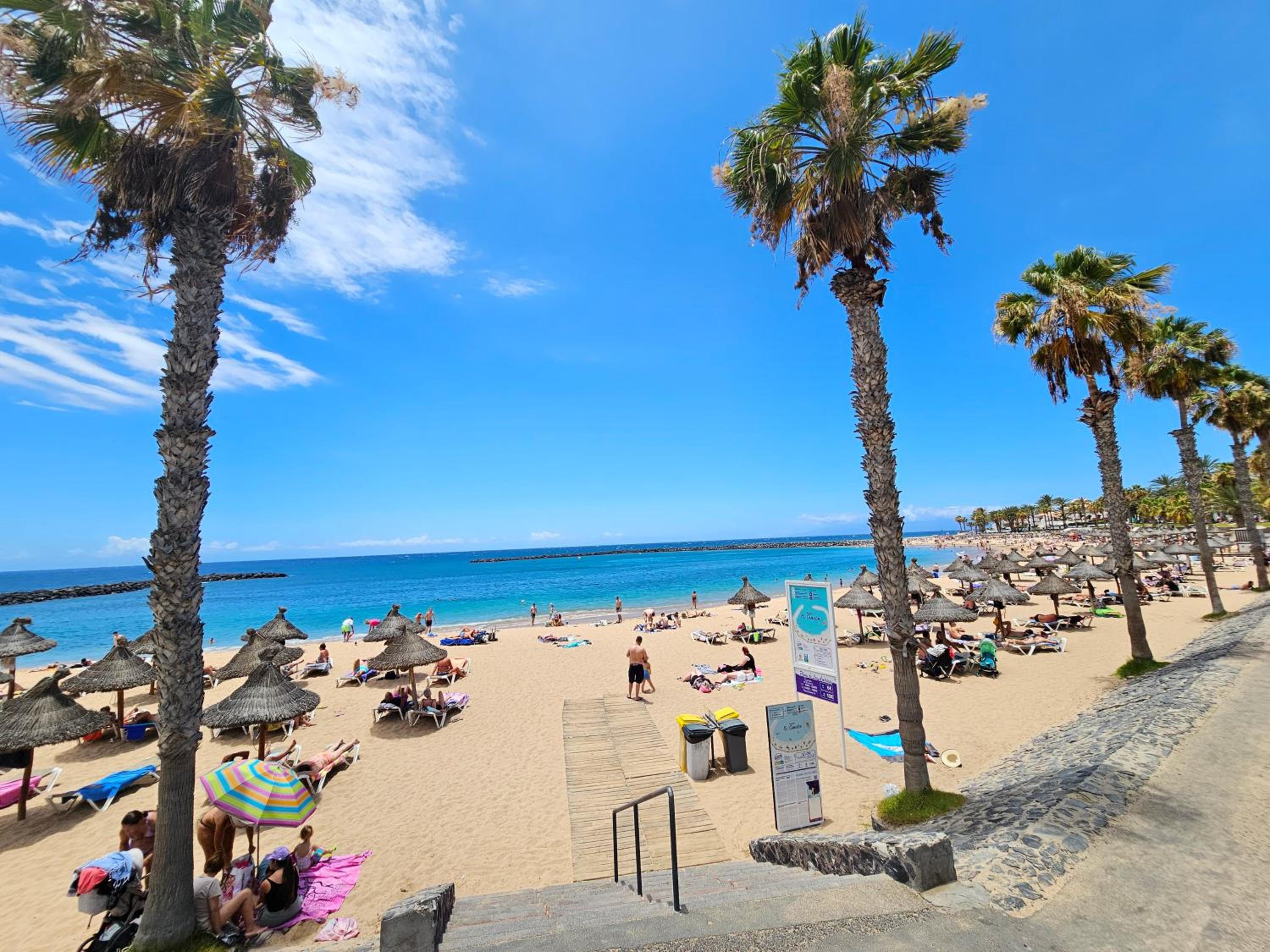 TENERIFE HOLIDAYS DELUXE, Royal Garden, Las Americas