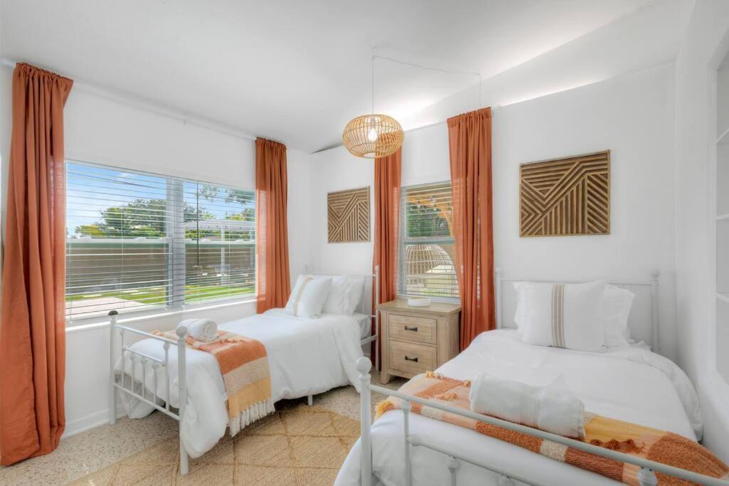 *NEW* The Surf Shack Jupiter! view 4