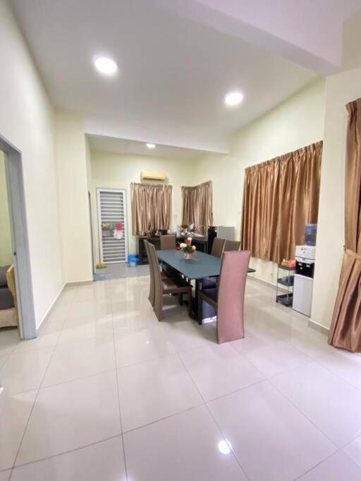 Patience Homestay Kuala Selangor photo 6