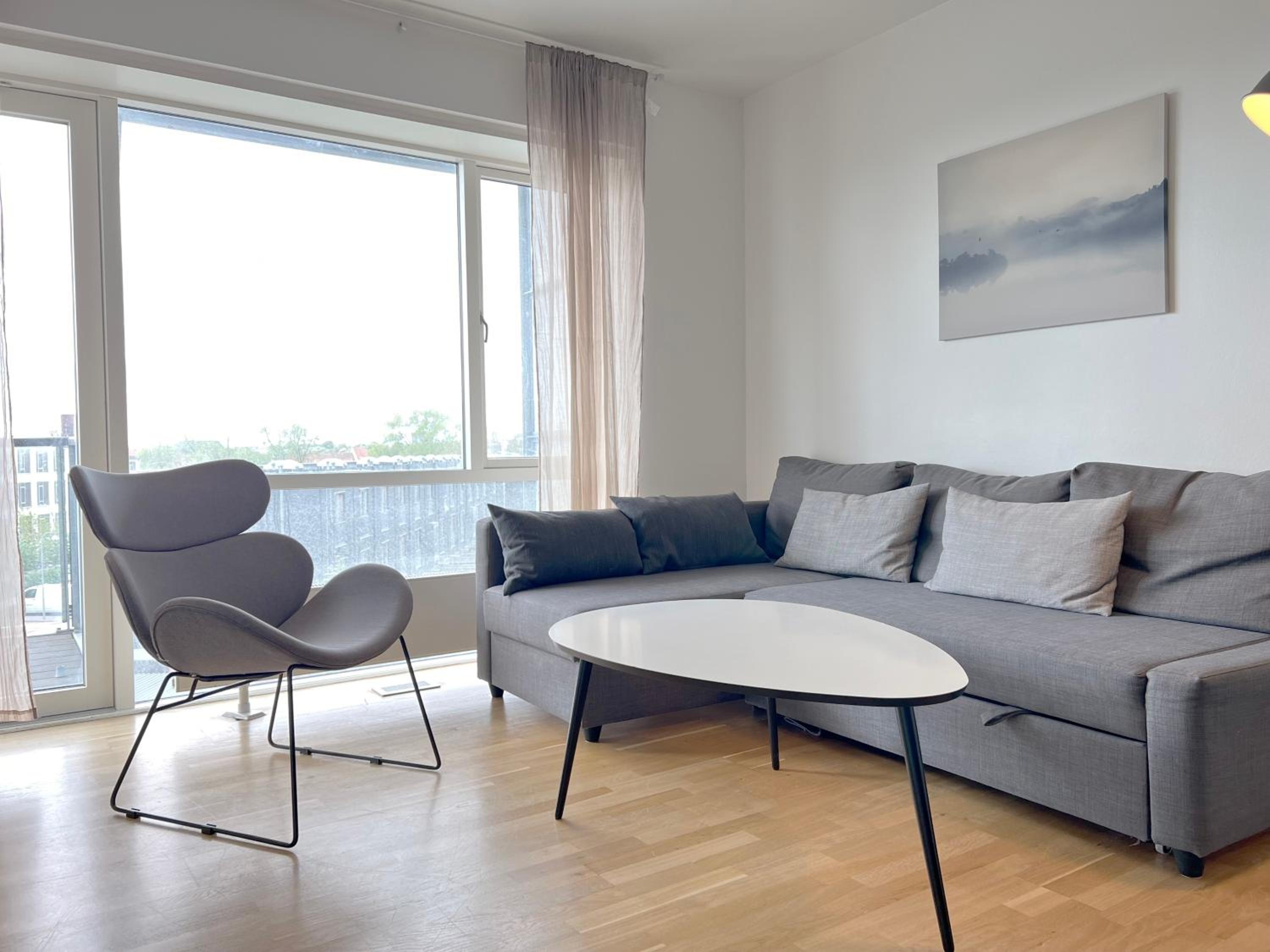 3 Bedroom Apartment At Margretheholmsvej With Balcony Near The Opera House And The City Center view 2
