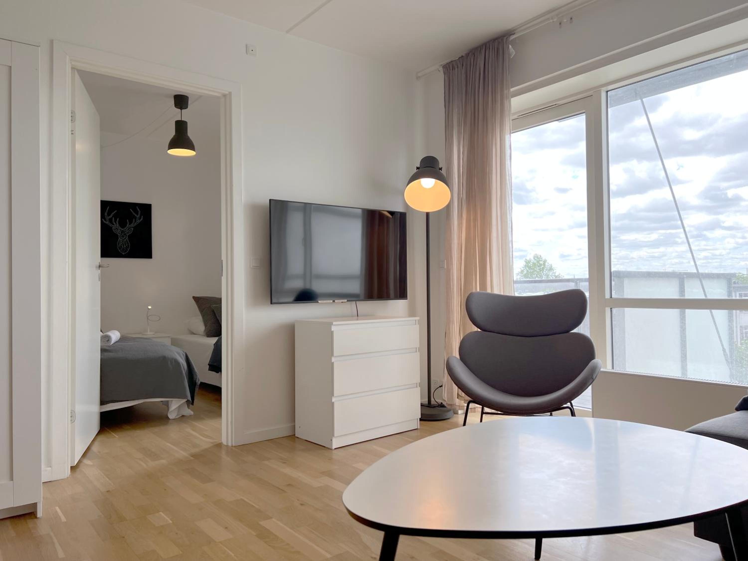 3 Bedroom Apartment At Margretheholmsvej With Balcony Near The Opera House And The City Center view 4