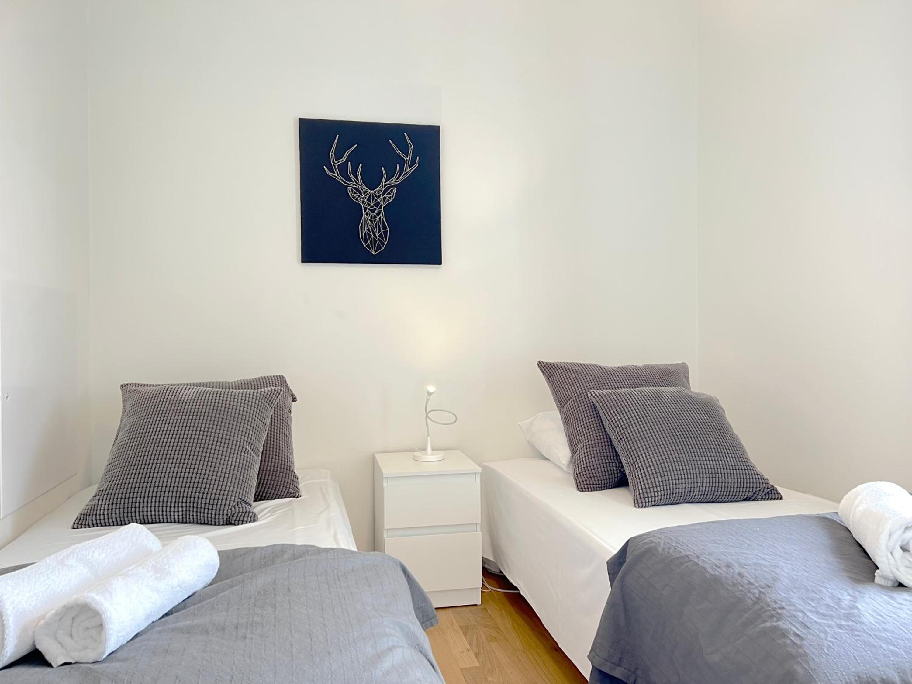 3 Bedroom Apartment At Margretheholmsvej With Balcony Near The Opera House And The City Center view 5