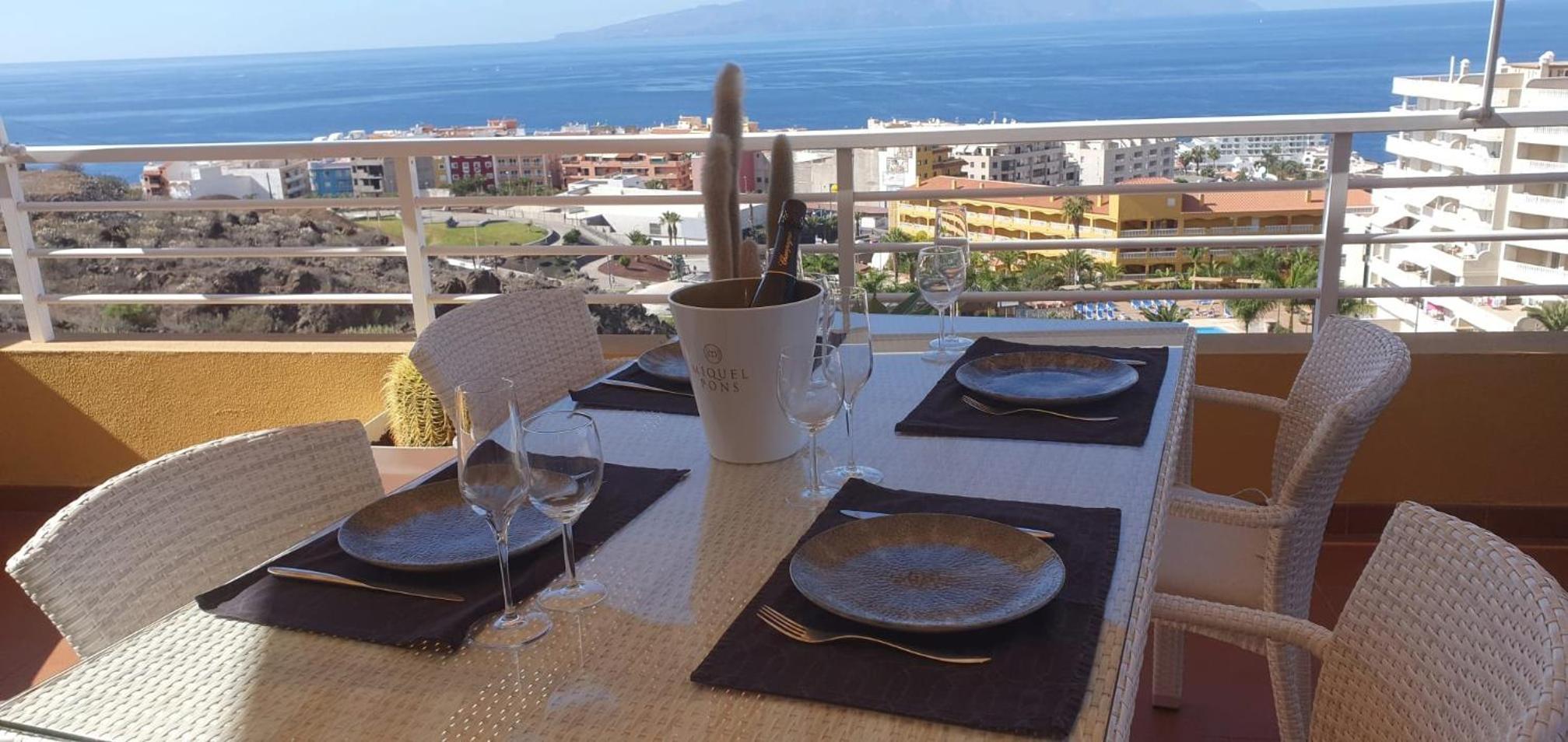 Apartamento Naranja, incredible ocean view photo 2