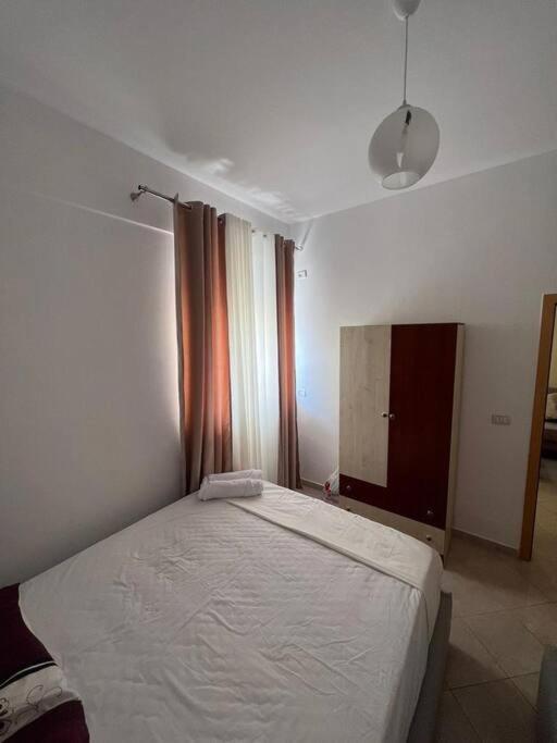 Mango Beach Apartment in Sarandë