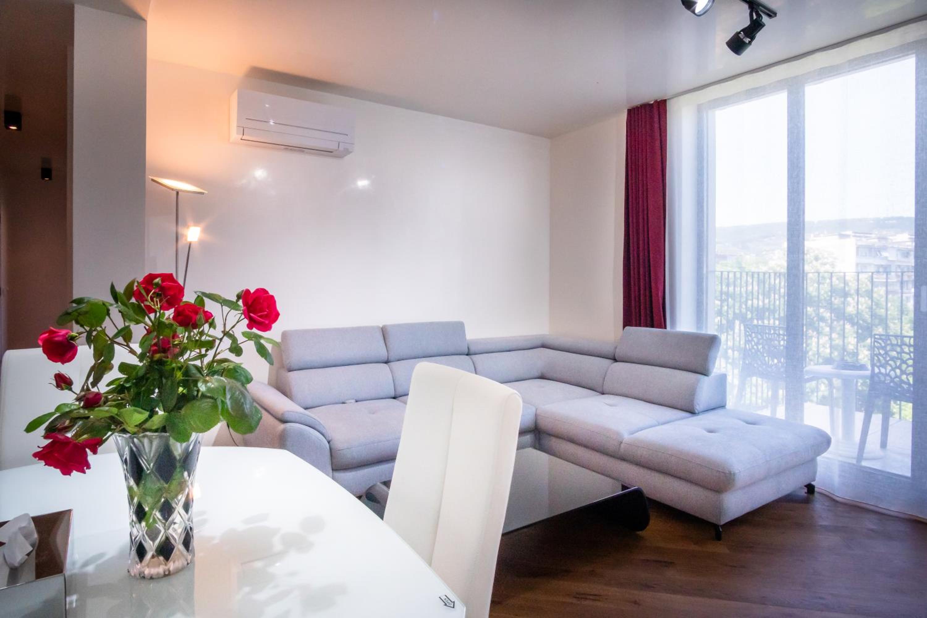 Luxury apartment in building K55 with free garage