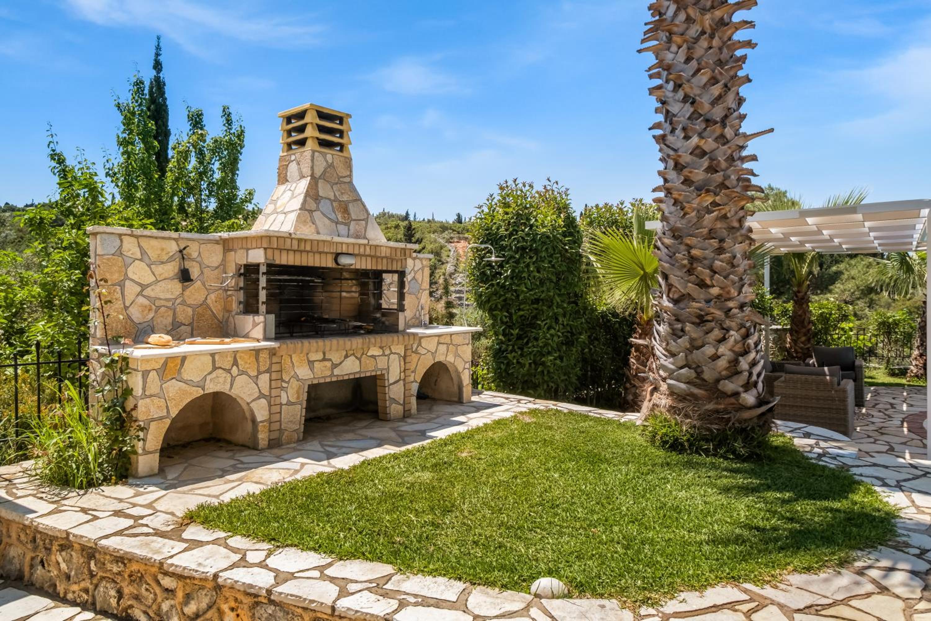 Goudis Villa Thanasis