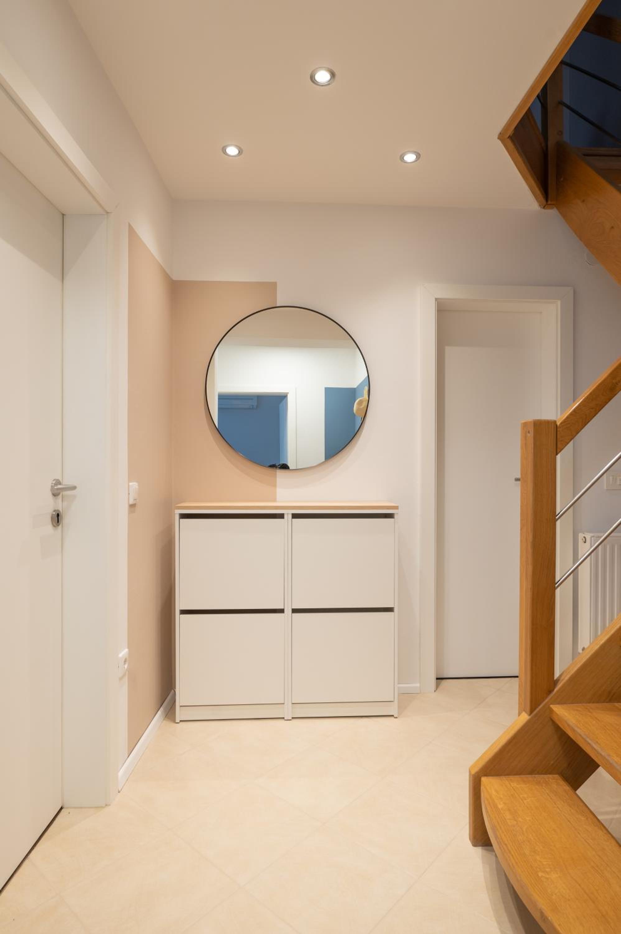 Strict city apartments view 5