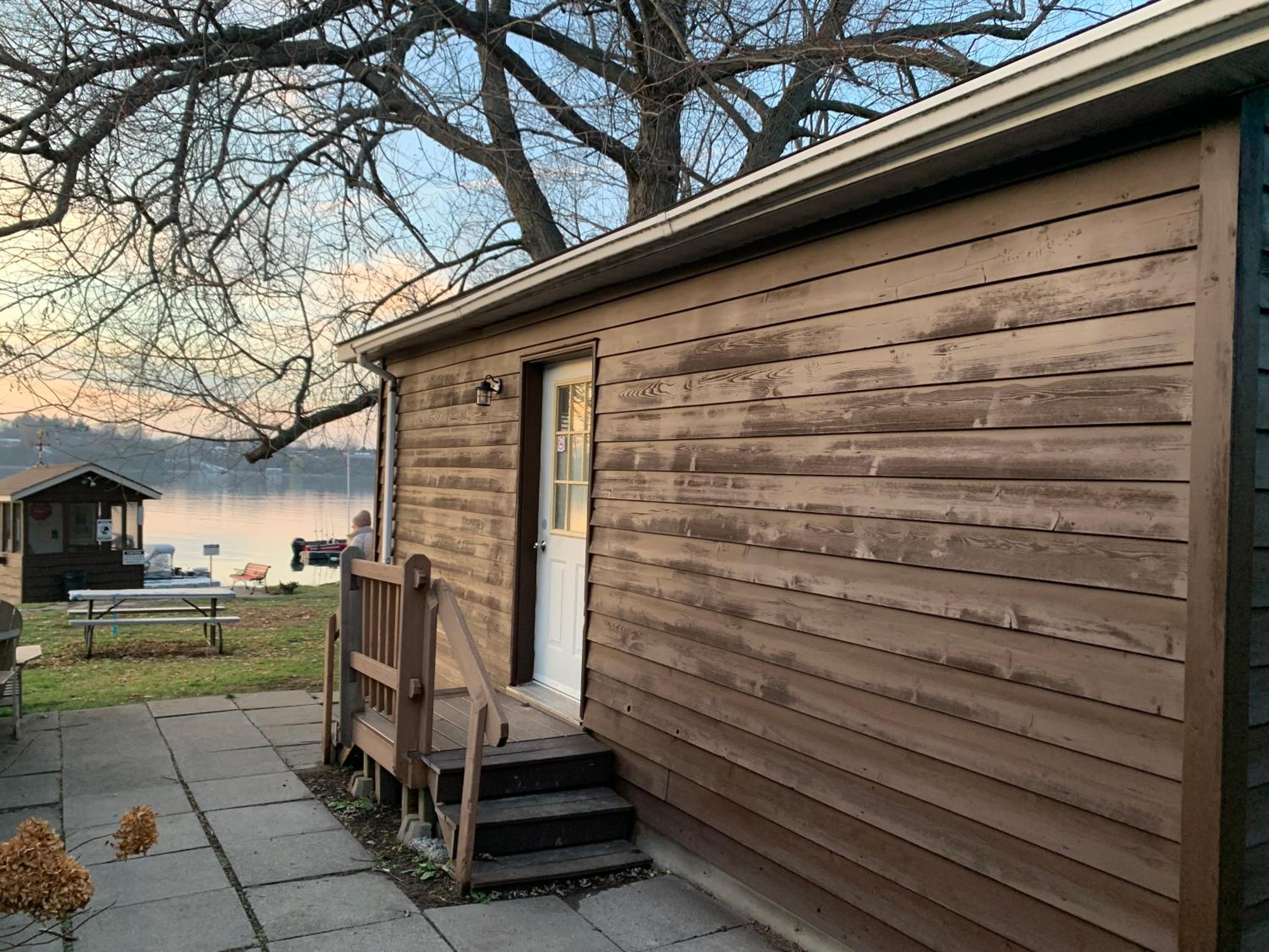 Merland Park Cottages and Motel