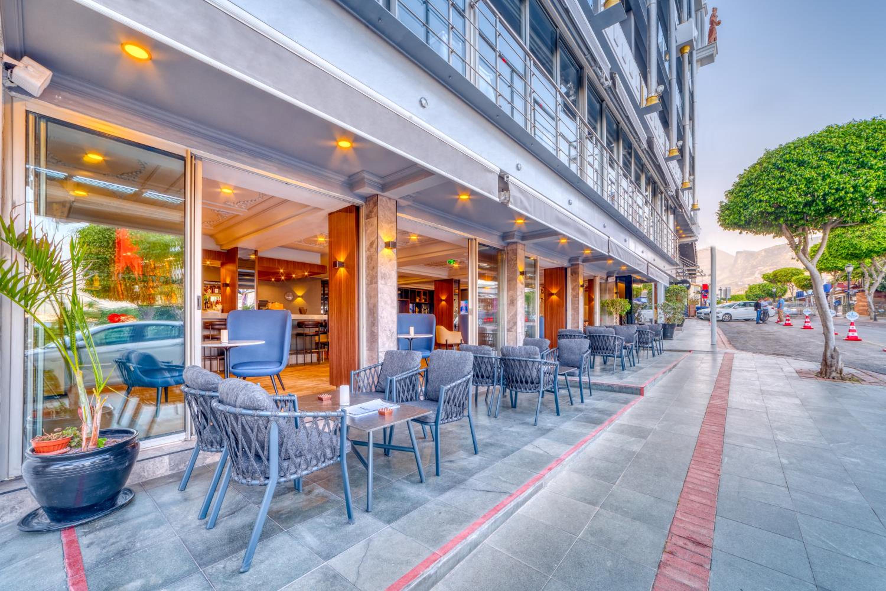 Numa Port Hotel - Image 15