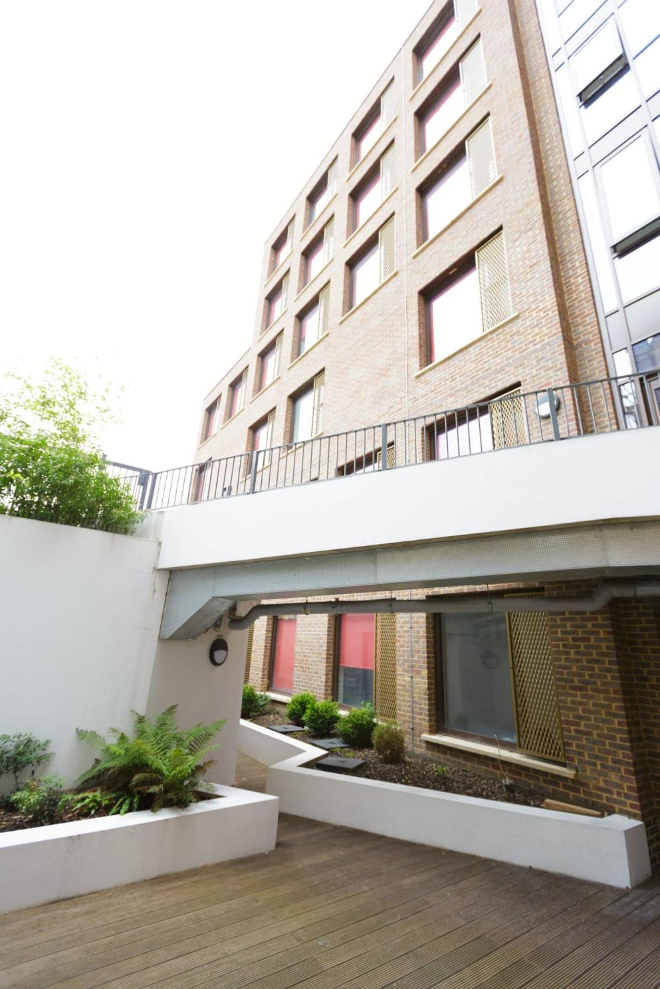 For Students Only Cosy Studios and Ensuites at New Cross in London