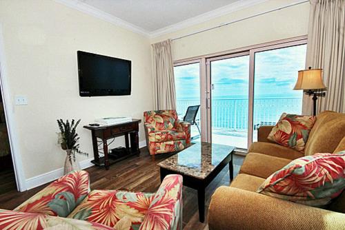 Crystal Tower 1509 by ALBVR - Luxurious 15th Floor Condo with Breathtaking Views view 4