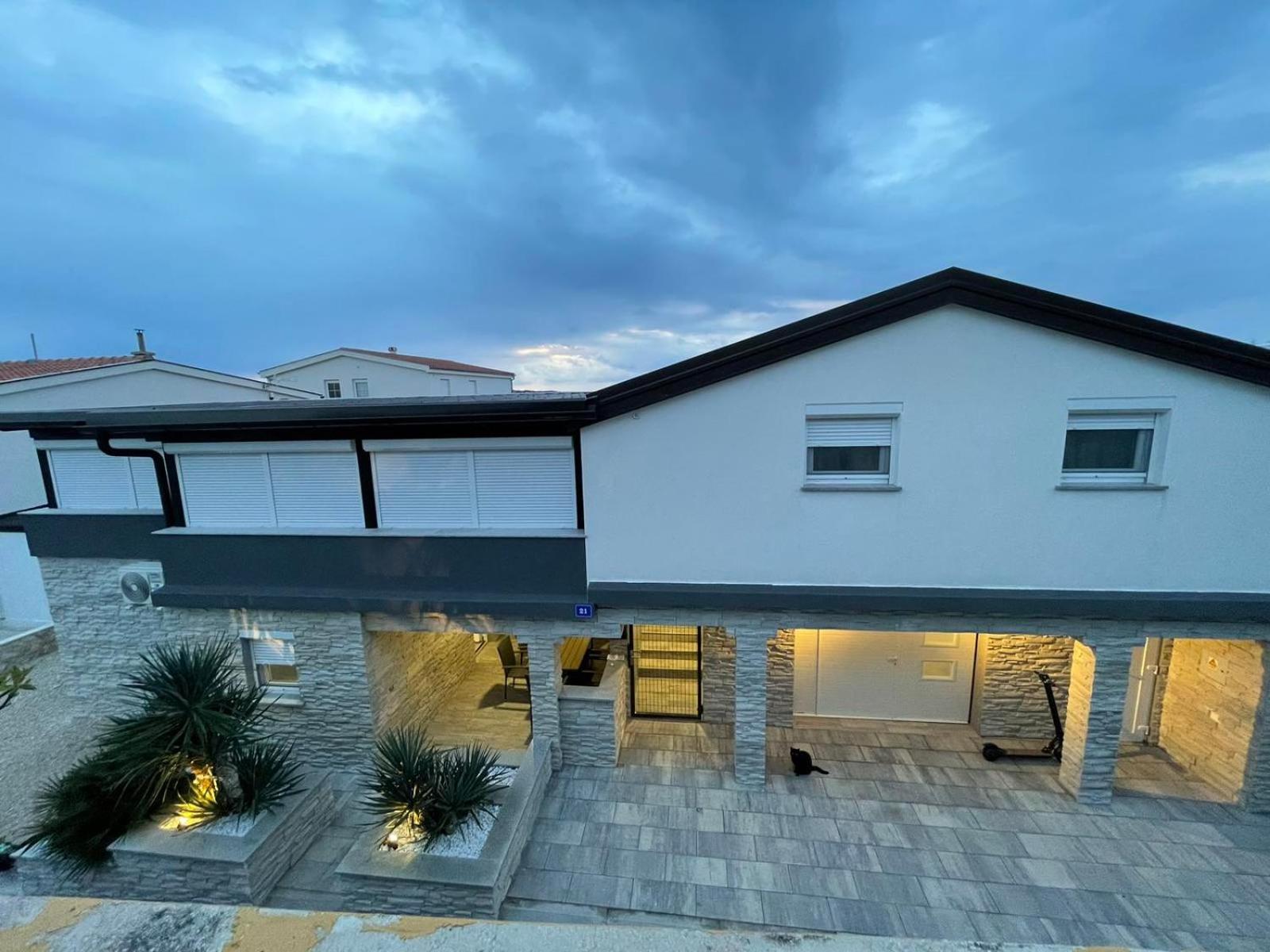 Hotel APPARTMA ROBERT - Image 1