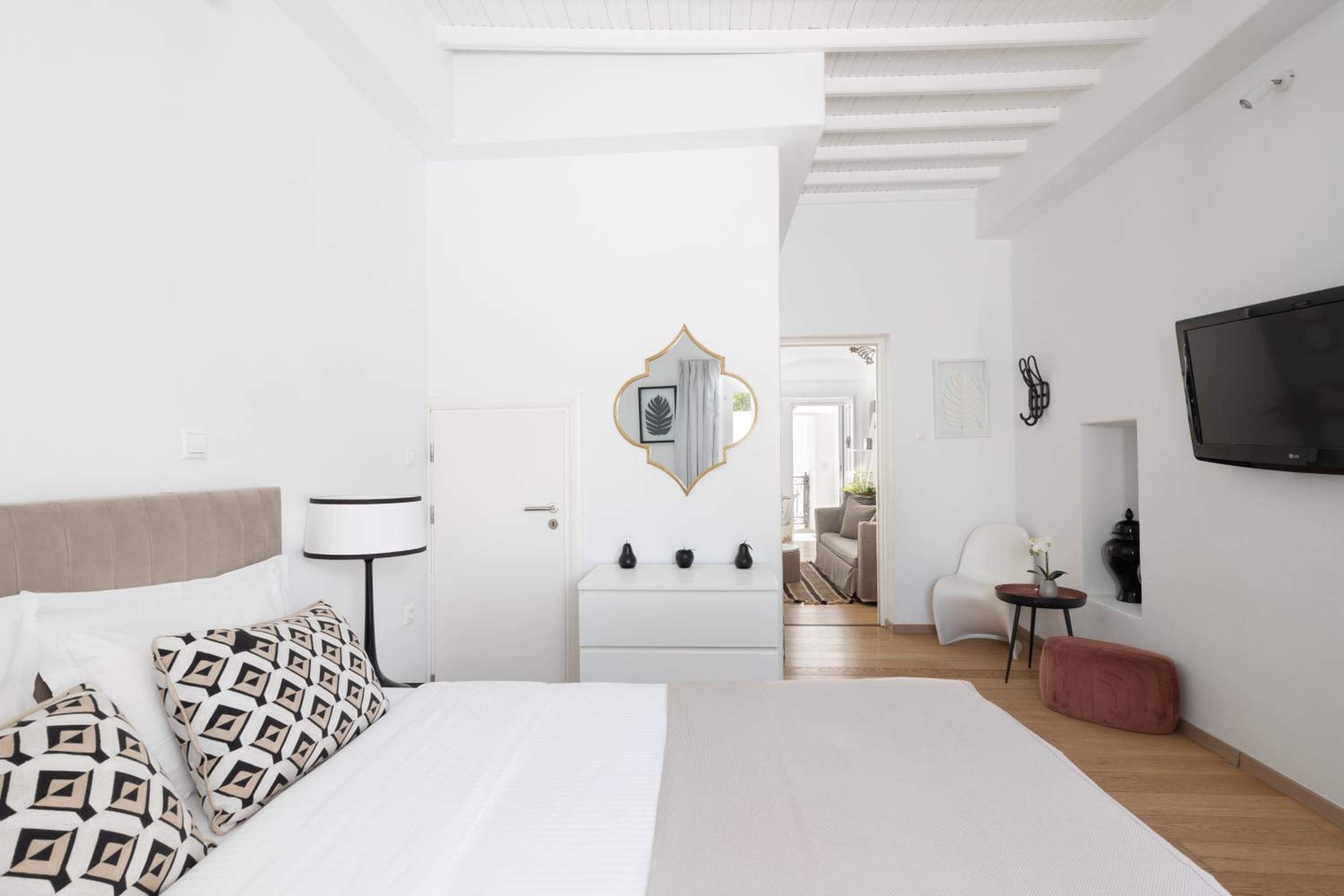 Sandy's House-Mykonos Town by Dival Properties