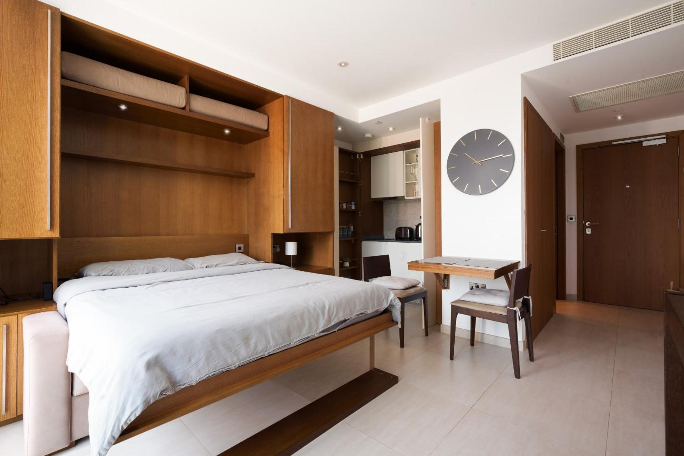 WESTONE Suite-Hosted by Sweetstay view 5