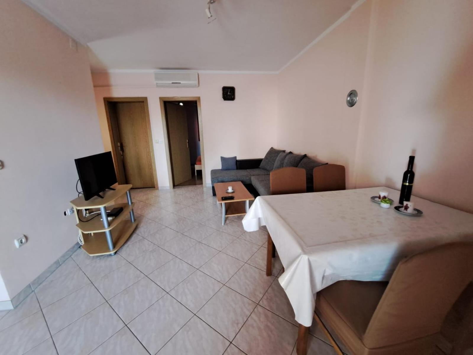Apartmani Mazalović