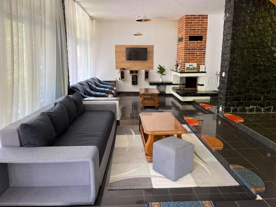 Casa River