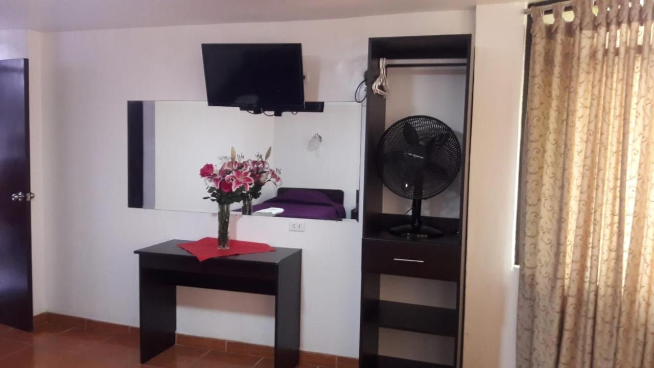 HOTEL FIORELLA PARACAS