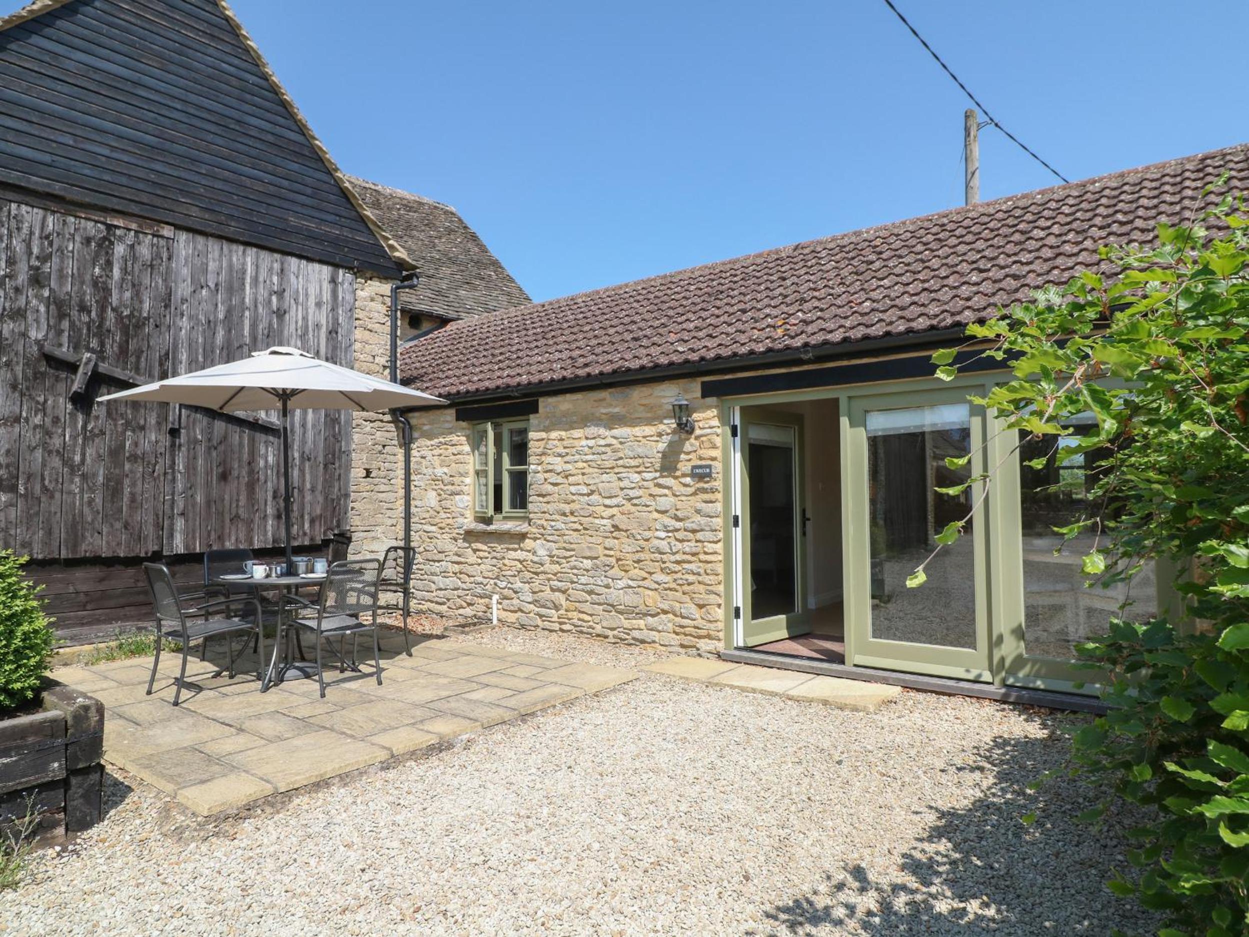 Ewecub Barn view 4