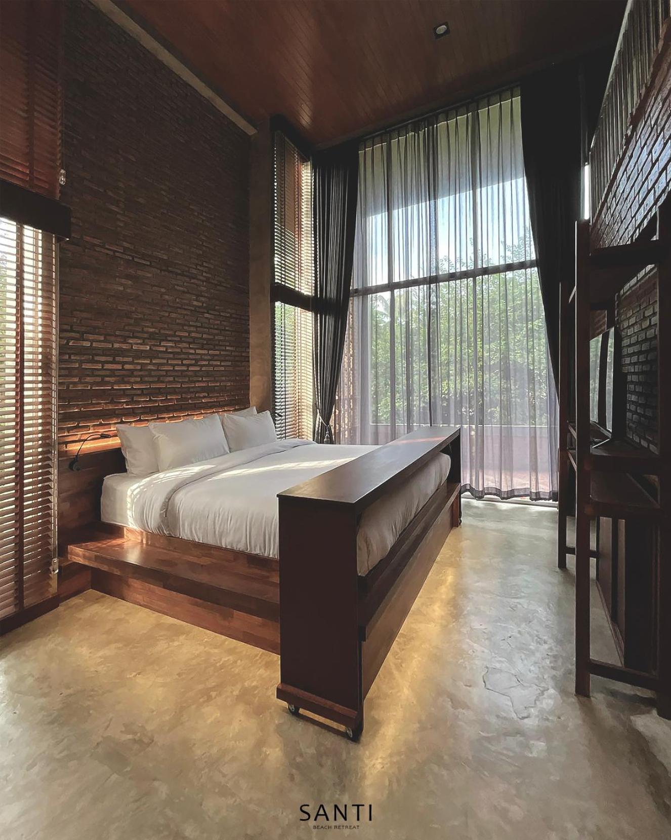 SANTI beach retreat