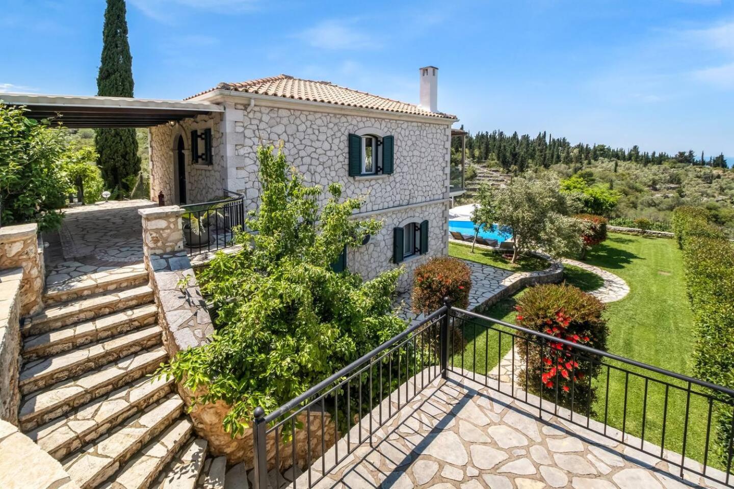 Villas Goudis