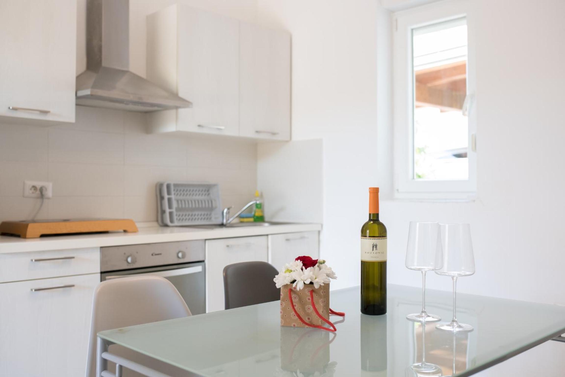 OliveUm Apartments