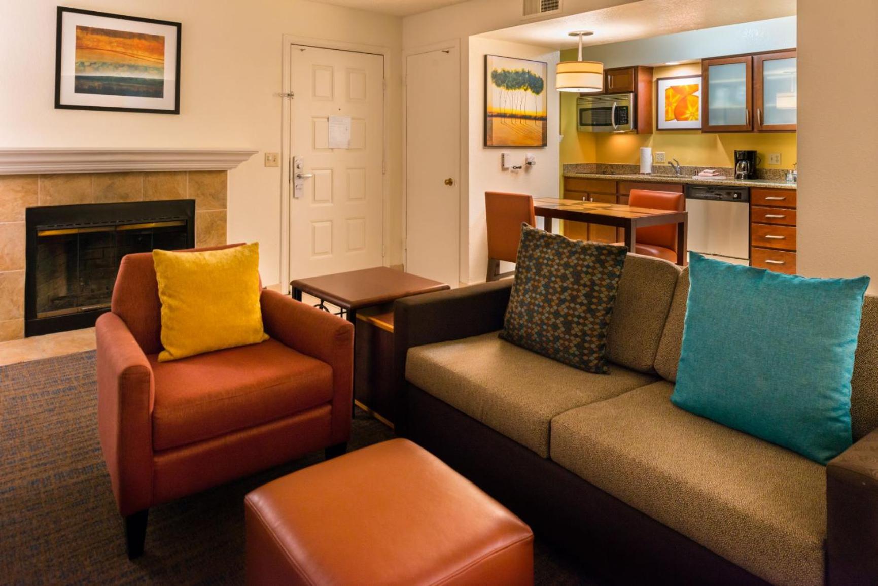 Oxnard Vacations - Residence Inn by Marriott Oxnard River Ridge - Property Image 29