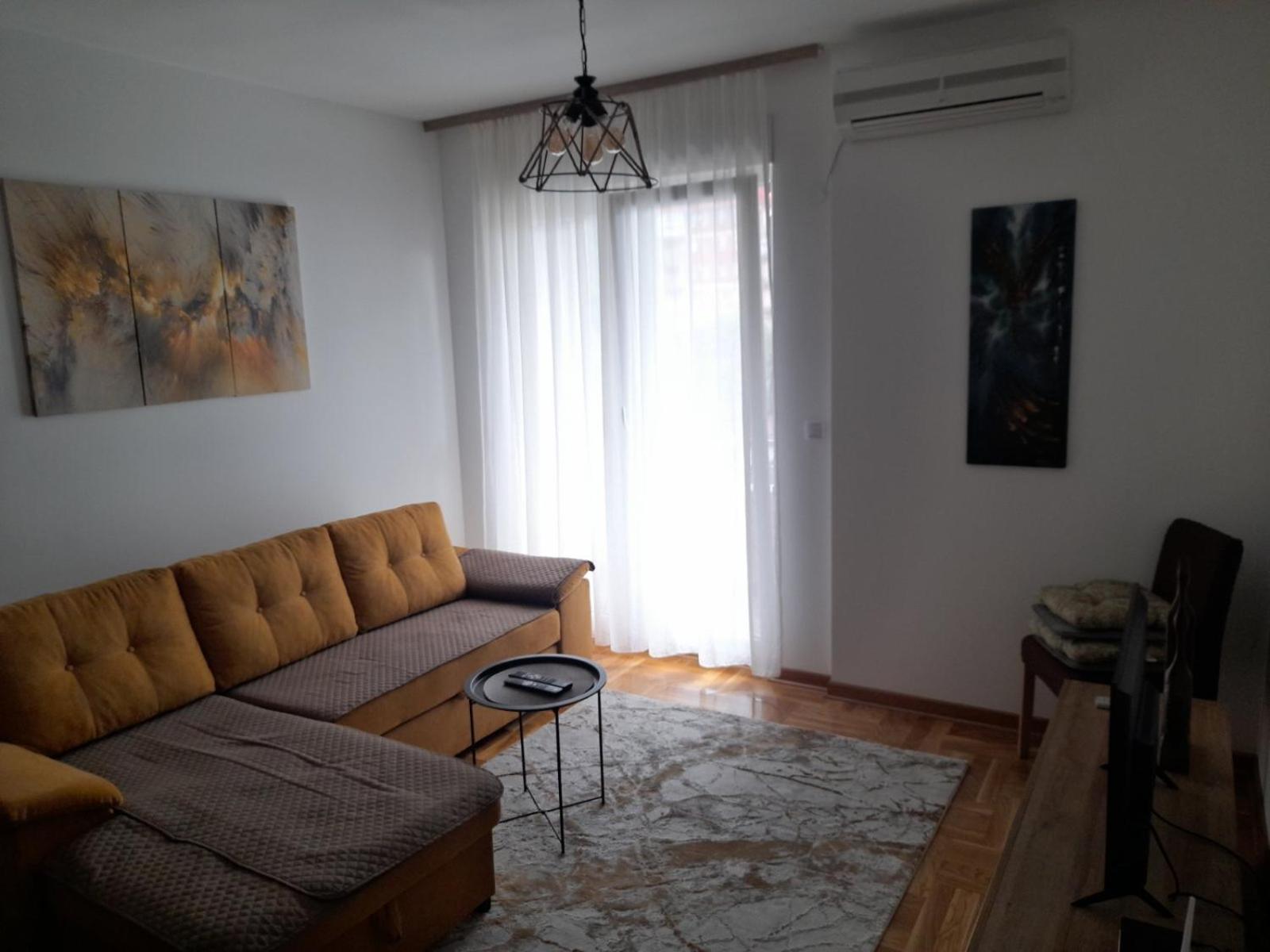 Apartman Nomino