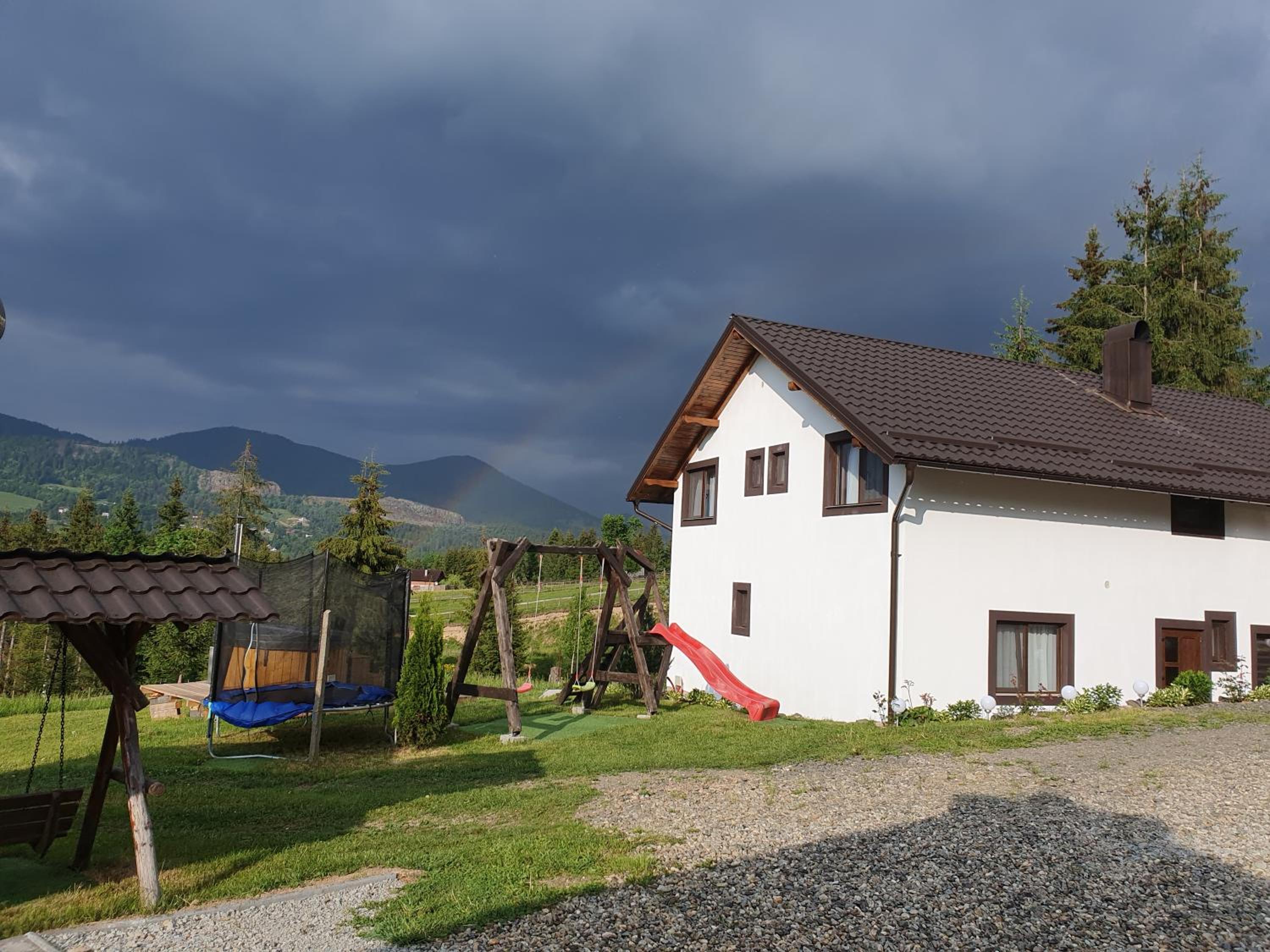 Vila Andrei view 4