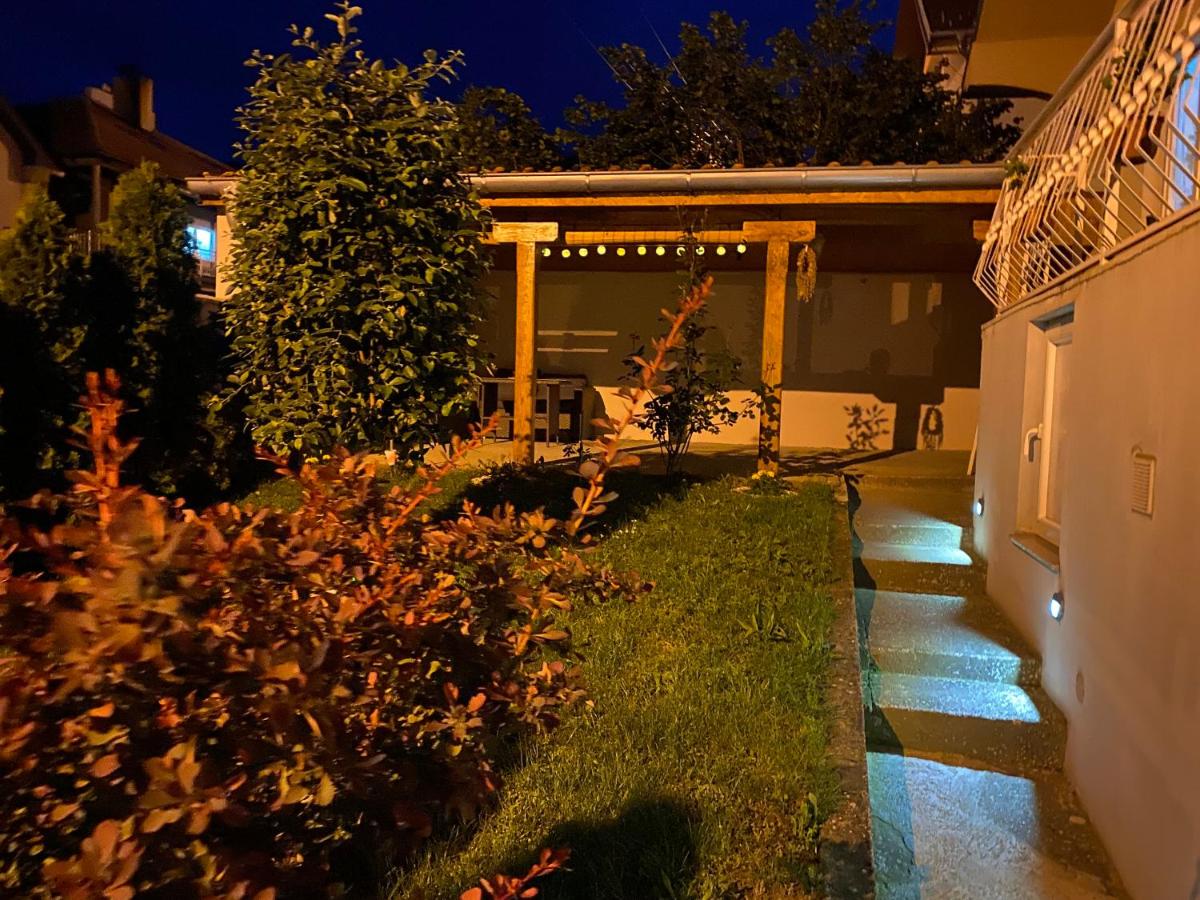 Photo 34