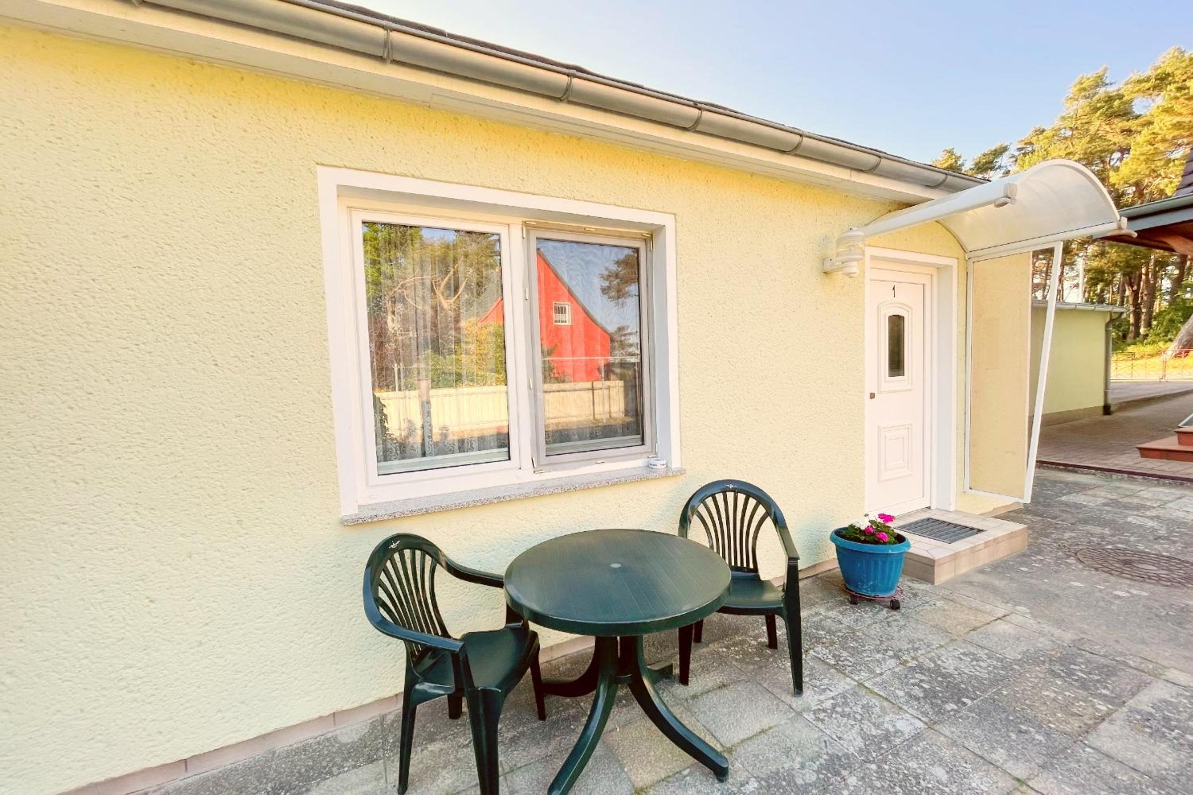 Bungalow Bergstrasse 3 Ferienwohnung 1