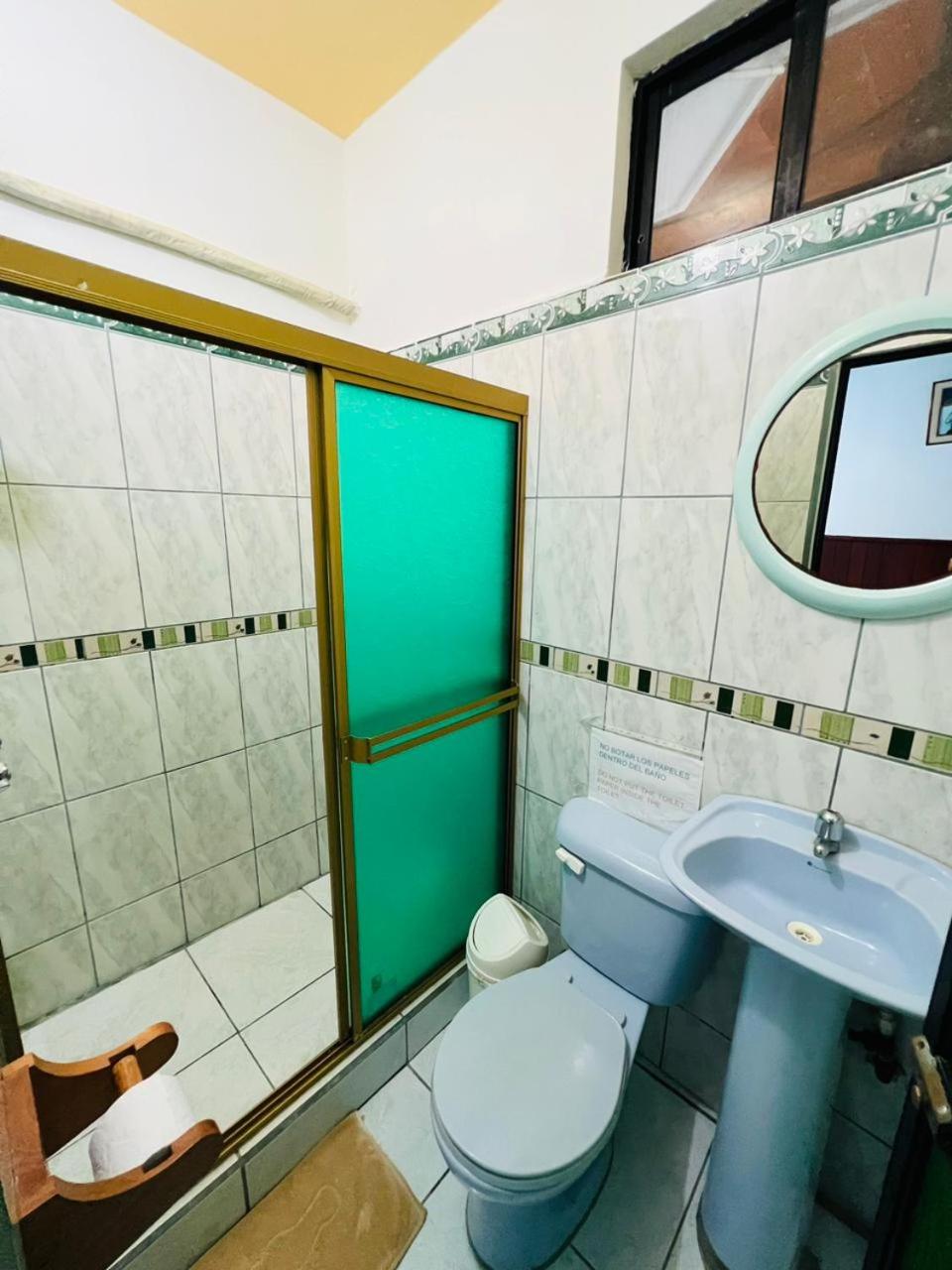 Hostal Brisas Del Mar